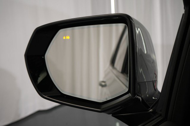 Used 2024 Chevrolet Tahoe Z71 w/ Luxury Package image 28