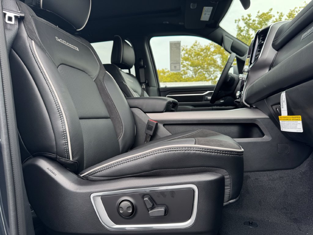 New 2027 RAM 1500 Laramie AWD/4WD image 11