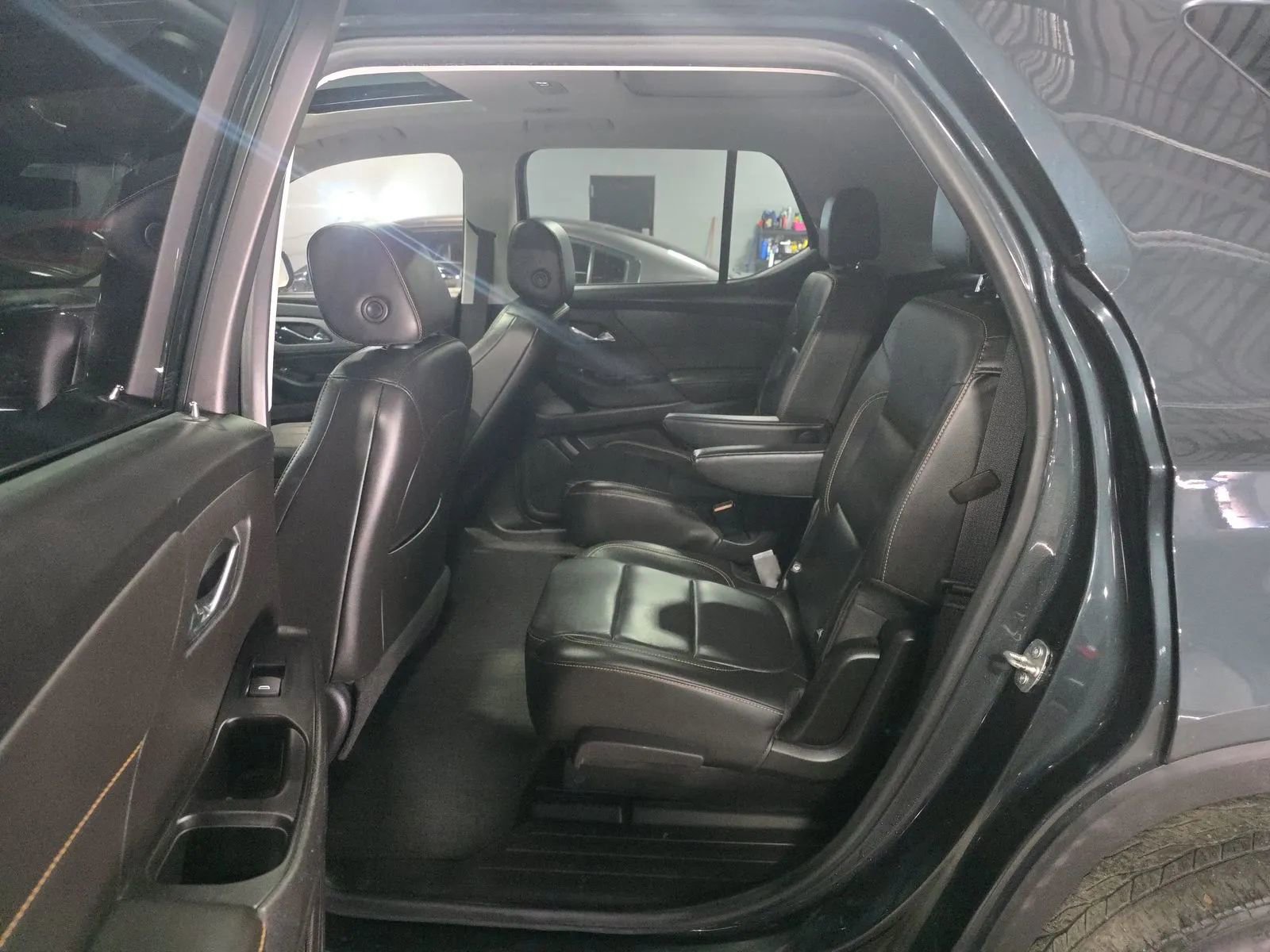 Used 2020 Chevrolet Traverse RS AWD/4WD image 43