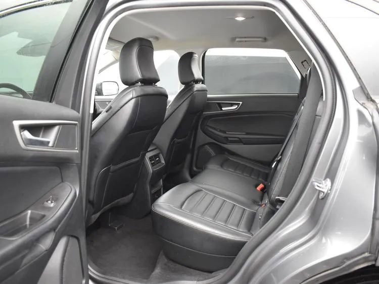 Used 2024 Ford Edge SEL image 15