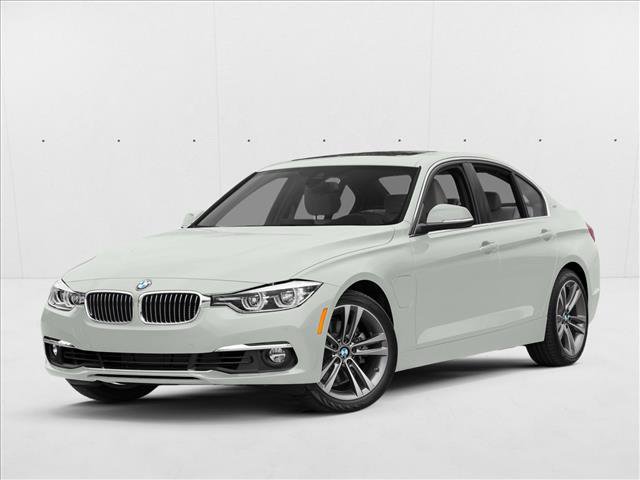 Used 2017 BMW 330e image 1