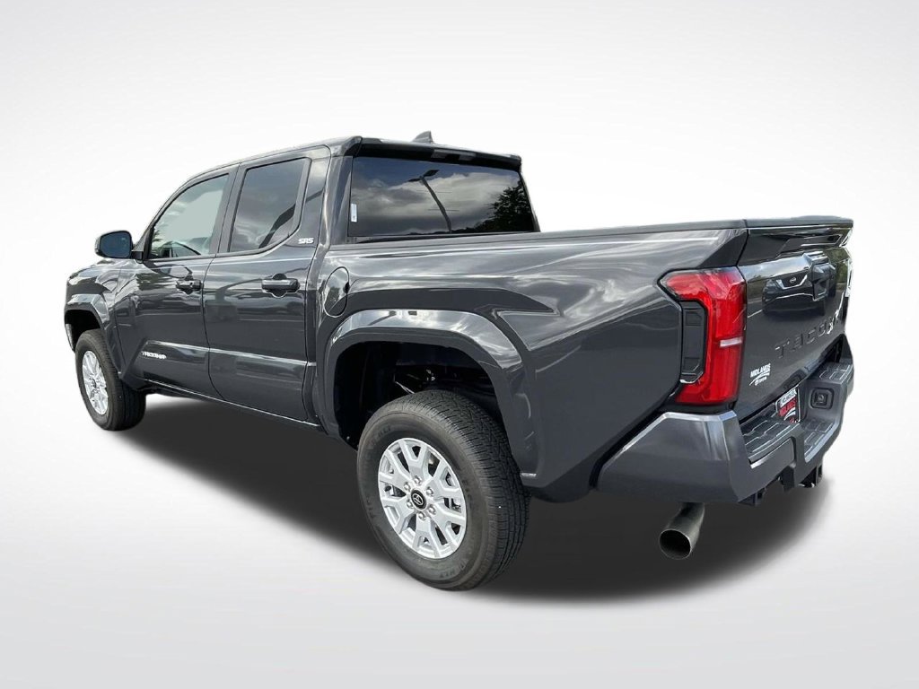 Used 2026 Toyota Tacoma SR5 RWD image 4