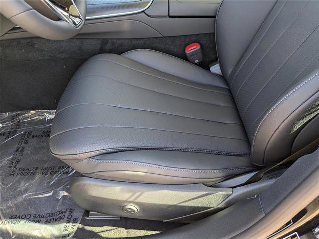 New 2025 Mercedes-Benz E 350 4MATIC Sedan image 4