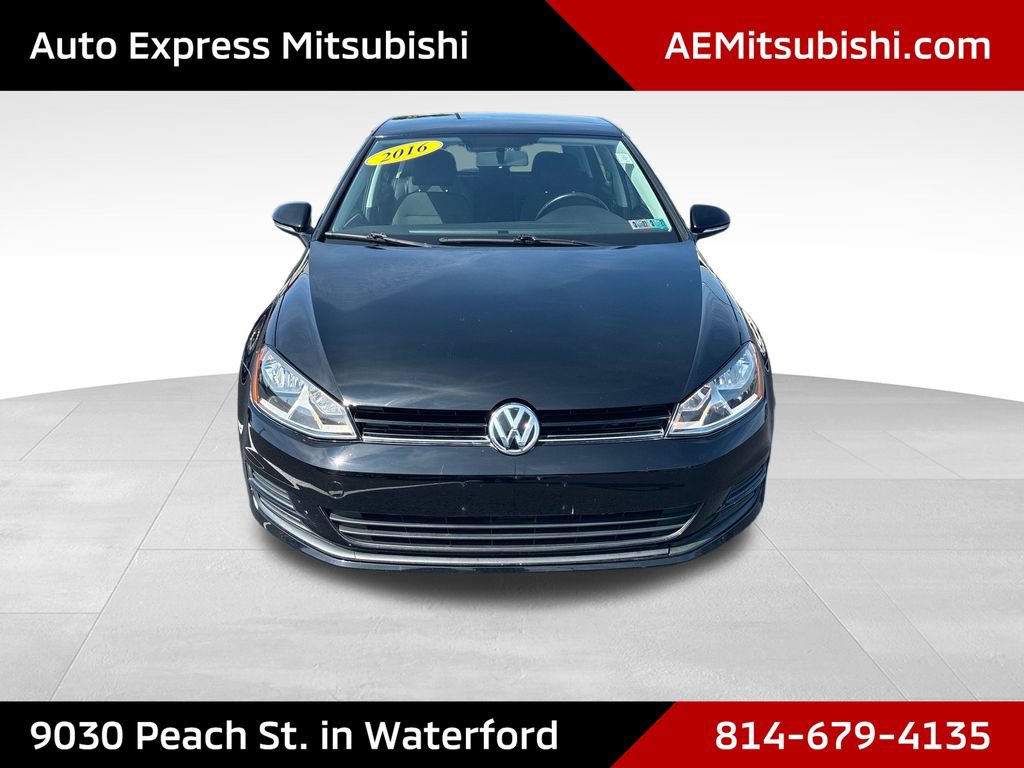 Used 2016 Volkswagen Golf S FWD image 2