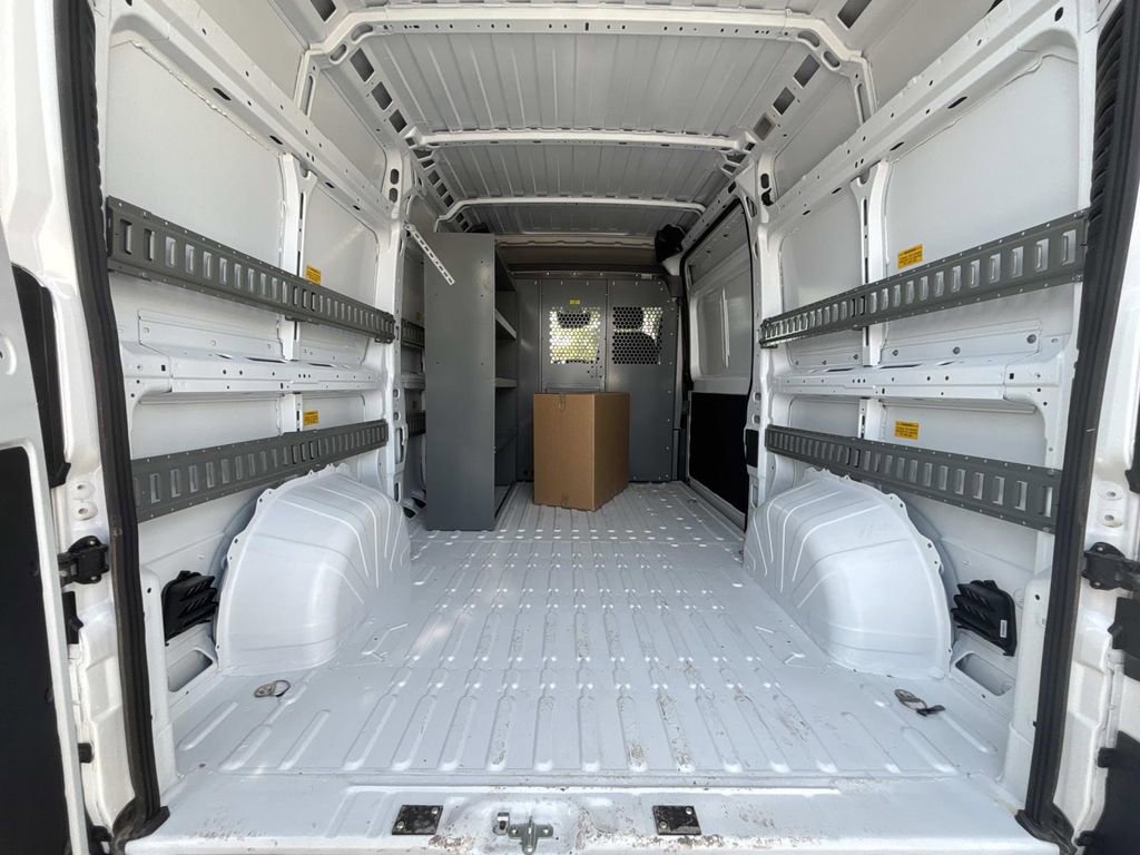 Used 2025 RAM ProMaster 2500 image 11