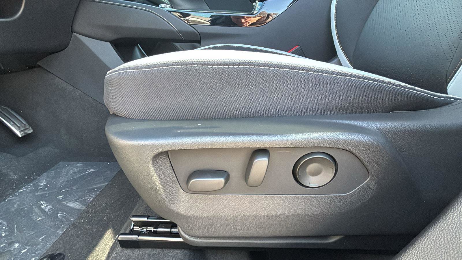 New 2026 Buick Envision Sport Touring image 20