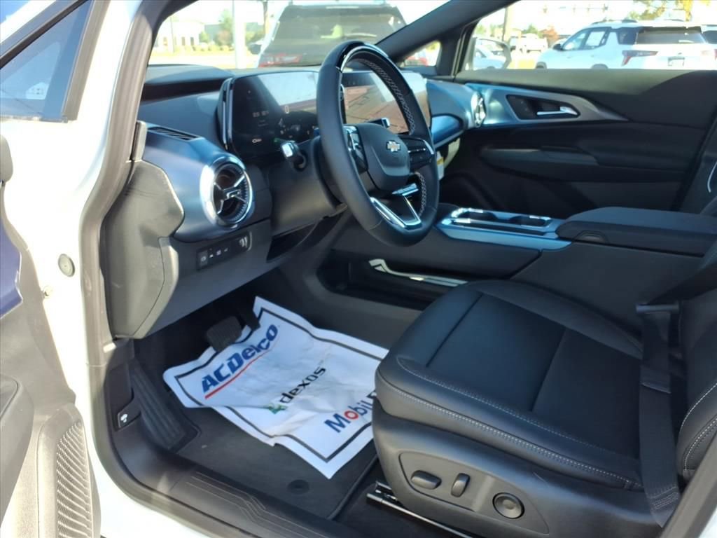 New 2026 Chevrolet Equinox EV LT w/ Active Safety Package 3 image 11