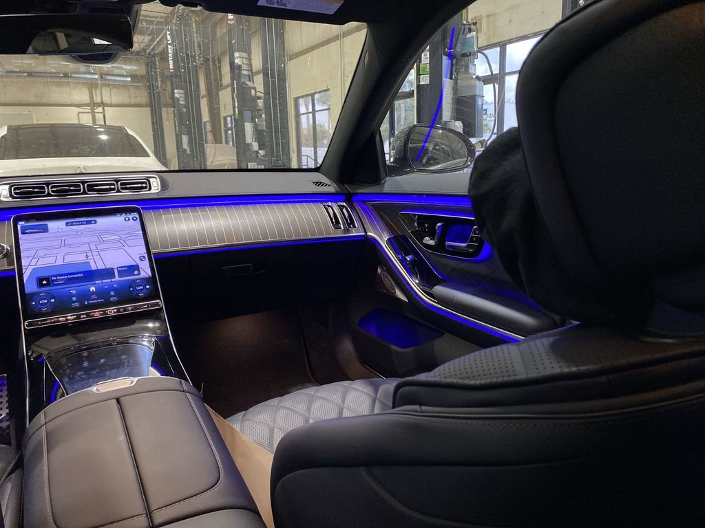 New 2026 Mercedes-Benz S 580e 4MATIC Sedan image 4