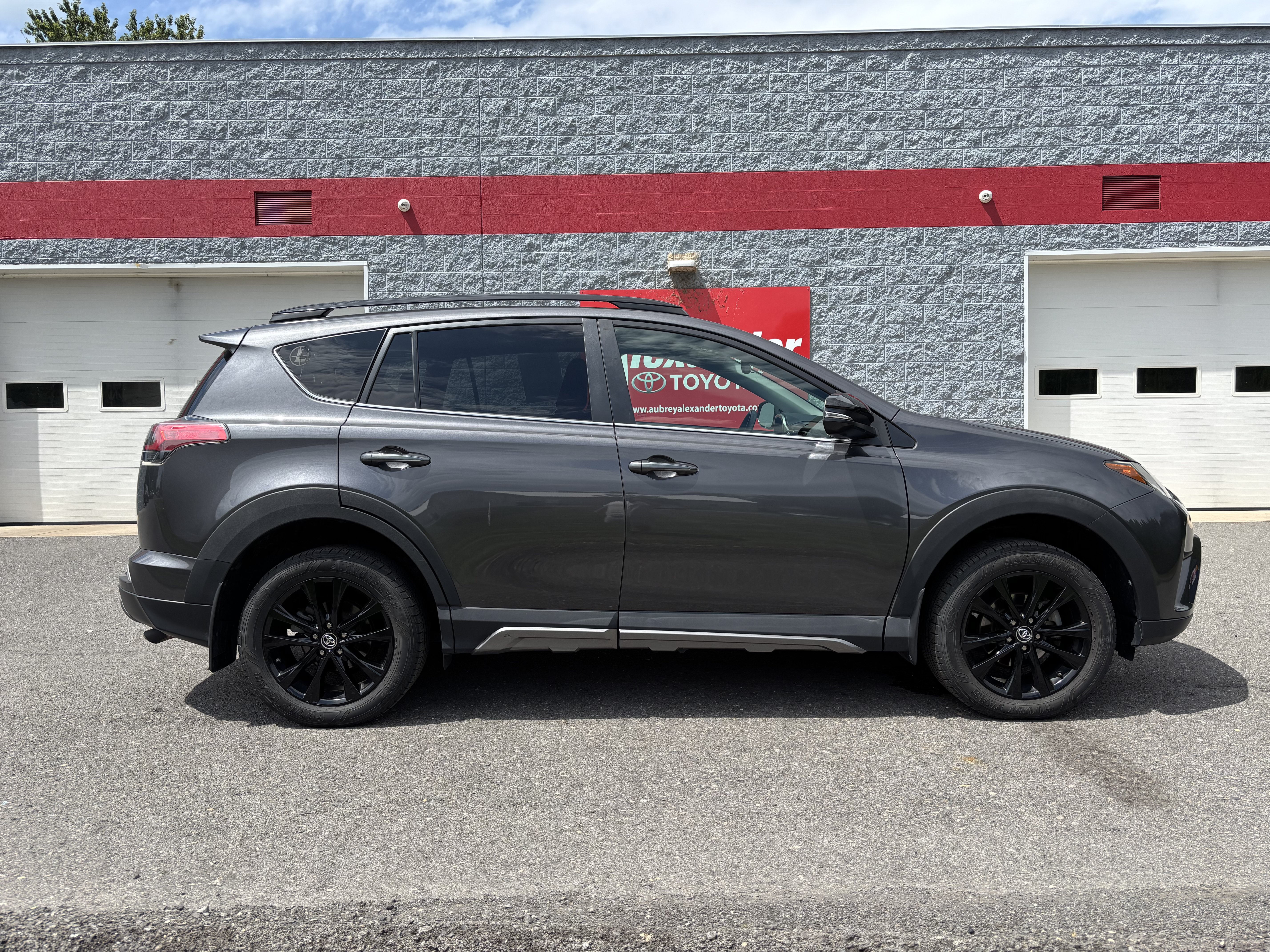 Used 2018 Toyota RAV4 Adventure w/ Plus Extra Value Package AWD/4WD image 2