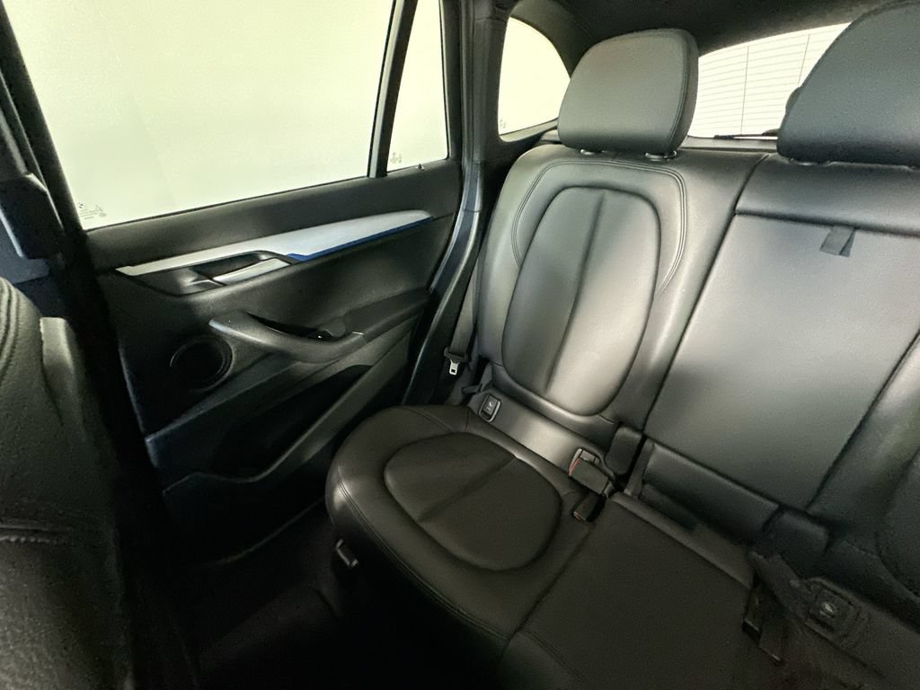 Used 2019 BMW X1 xDrive28i w/ M Sport Package AWD/4WD image 12