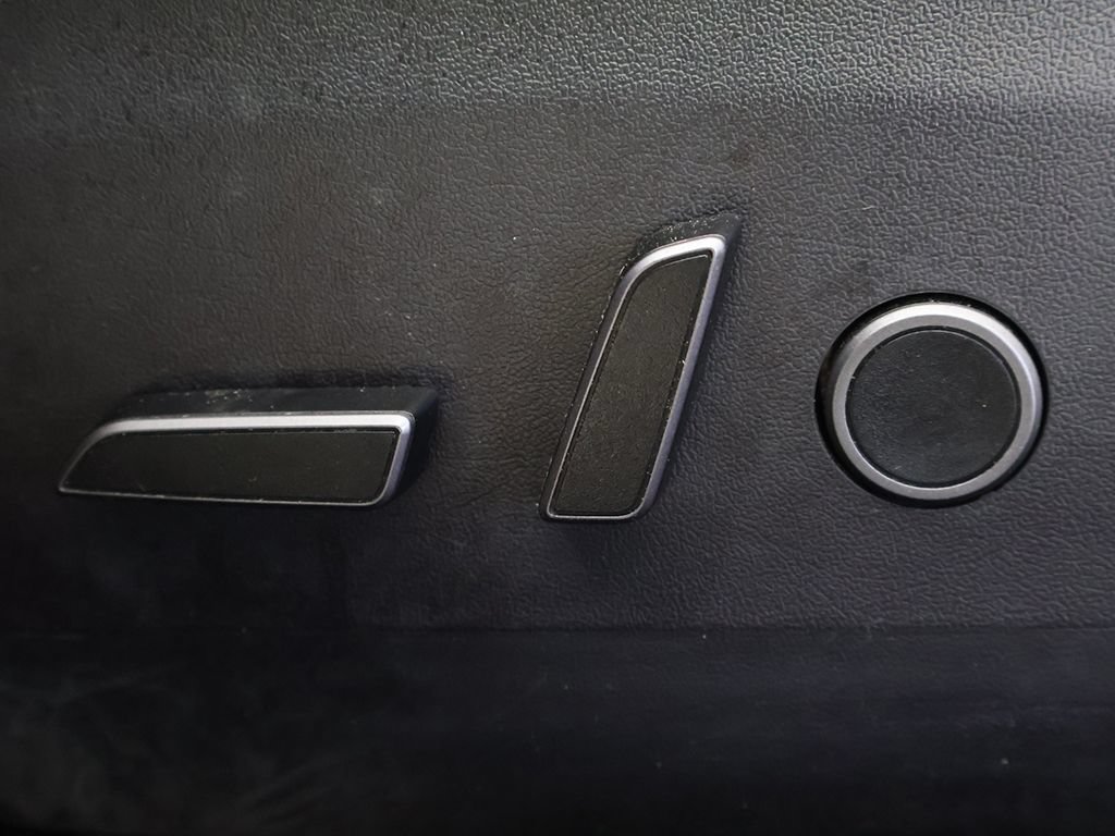 Used 2023 Tesla Model 3 Standard Range RWD image 28