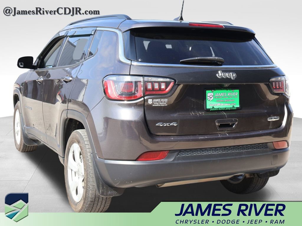 Used 2019 Jeep Compass Latitude w/ Cold Weather Group image 3