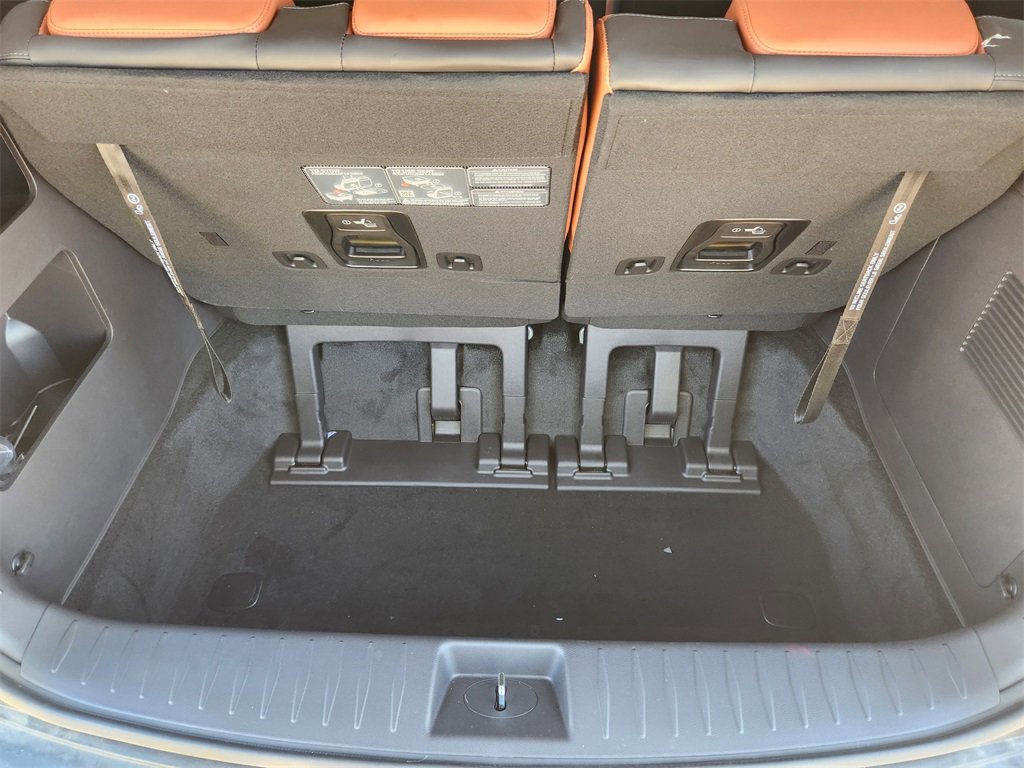 New 2026 Kia Carnival SX image 24
