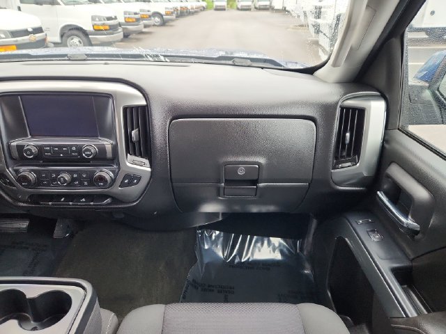 Used 2017 Chevrolet Silverado 1500 LT w/ All Star Edition AWD/4WD image 24
