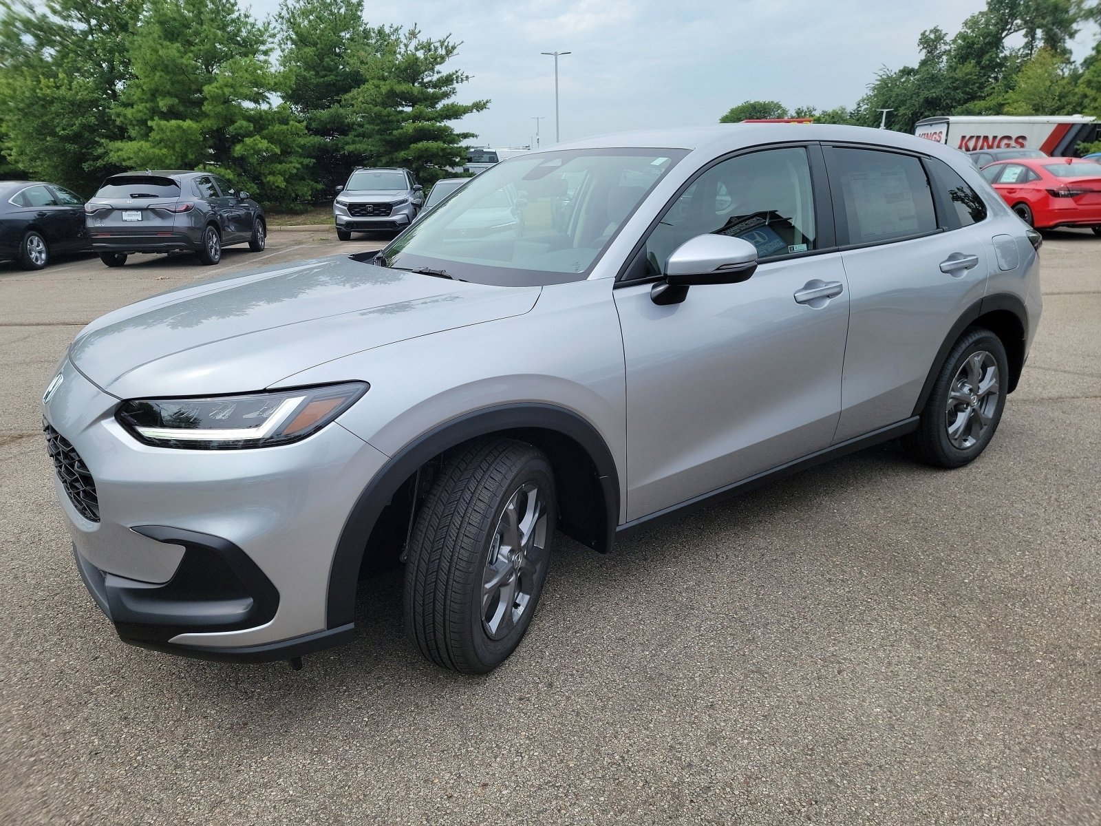 New 2026 Honda HR-V LX image 3