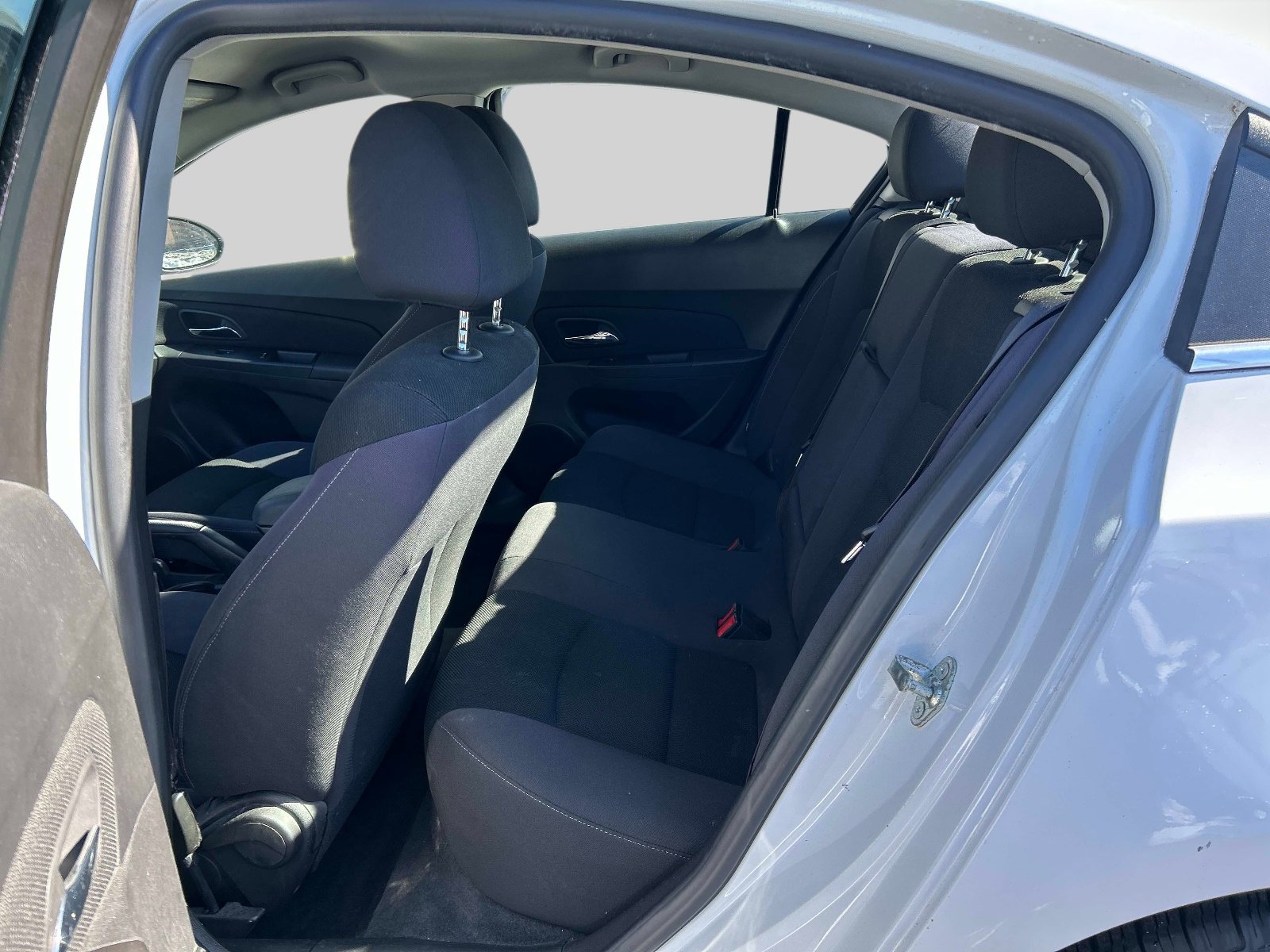 Used 2015 Chevrolet Cruze LT image 11