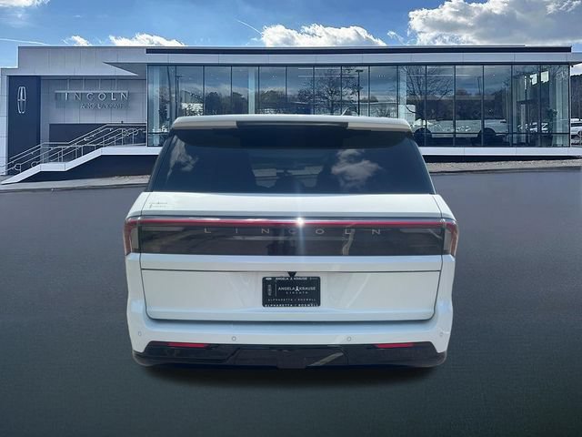 New 2027 Lincoln Navigator L Black Label AWD/4WD image 6