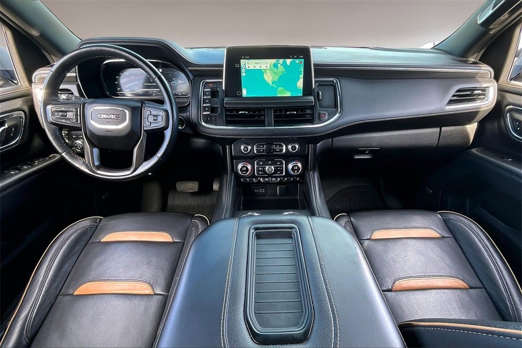 Used 2023 GMC Yukon AT4 image 15