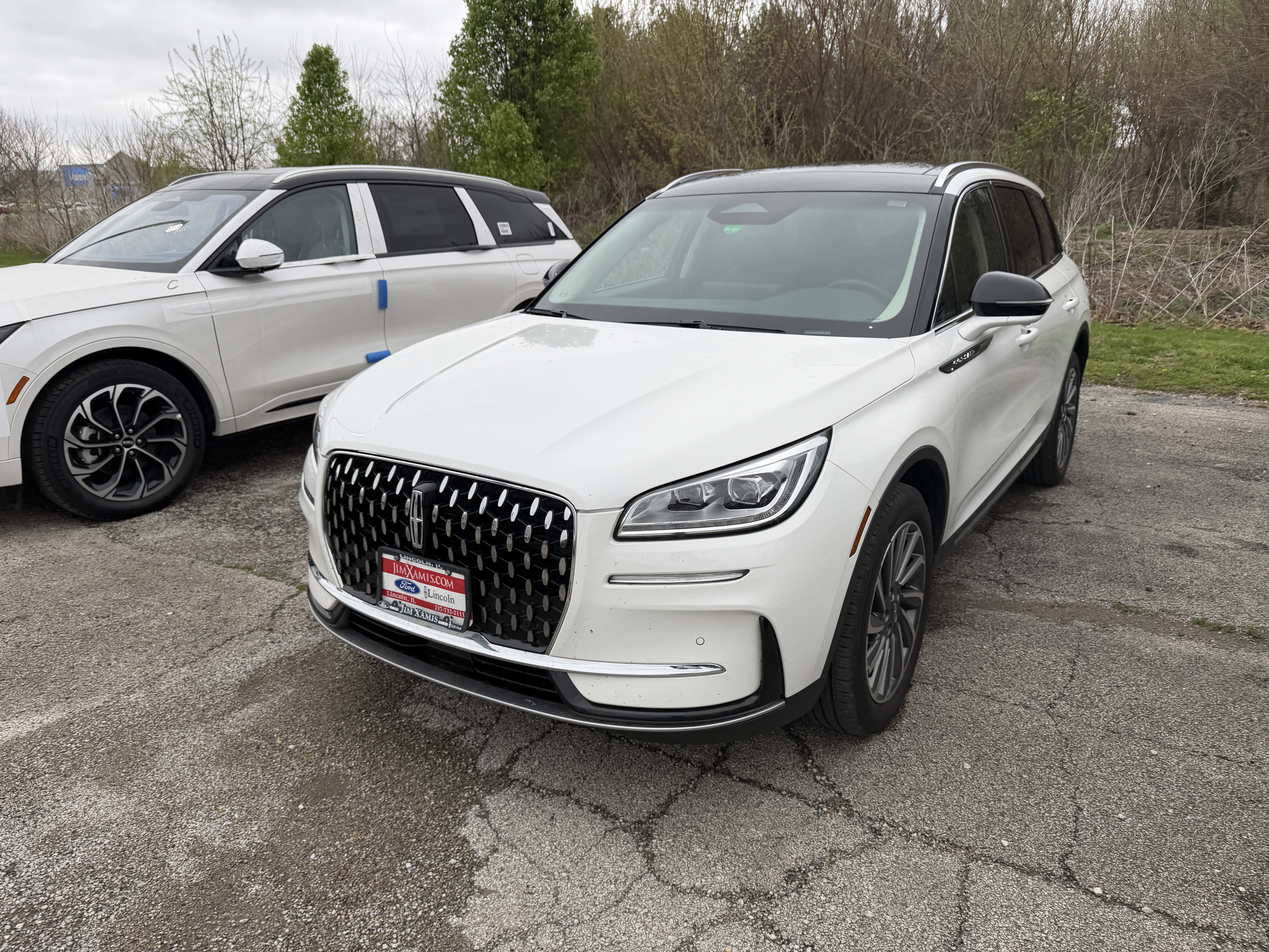 Used 2023 Lincoln Corsair Reserve image 2