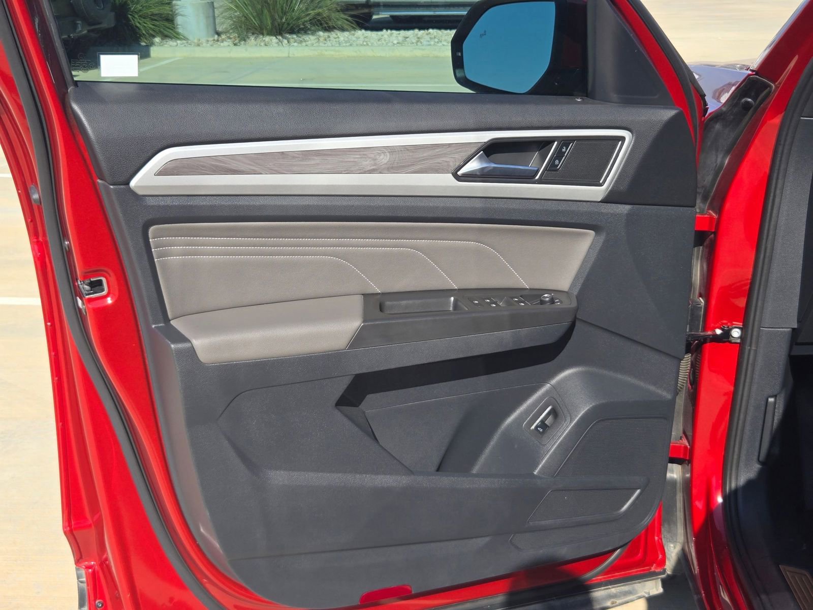 Used 2023 Volkswagen Atlas Cross Sport SE w/ Black Wheel Package FWD image 12