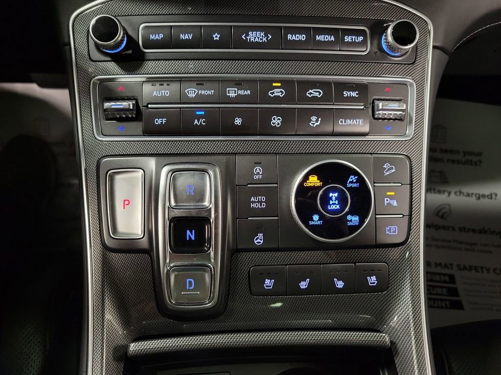 Used 2023 Hyundai Santa Fe Limited AWD/4WD image 17