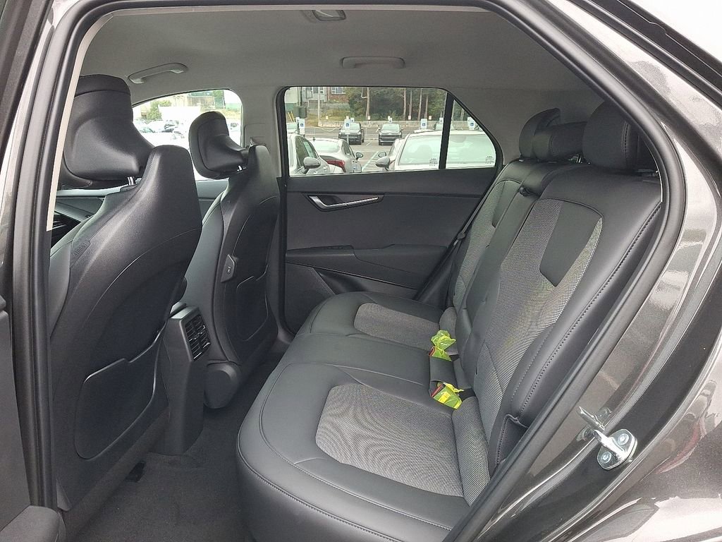 New 2025 Kia Niro Wind w/ Wind Preserve Package image 5