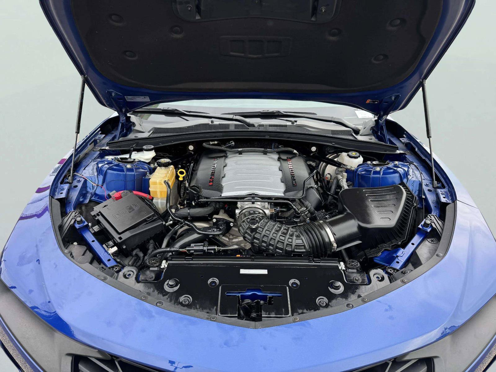 Used 2023 Chevrolet Camaro LT w/ Technology Package RWD image 46