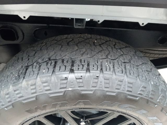 Used 2024 GMC Sierra 1500 Elevation AWD/4WD image 32