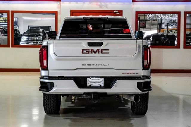 Used 2021 GMC Sierra 2500 Denali w/ Denali Ultimate Package image 12