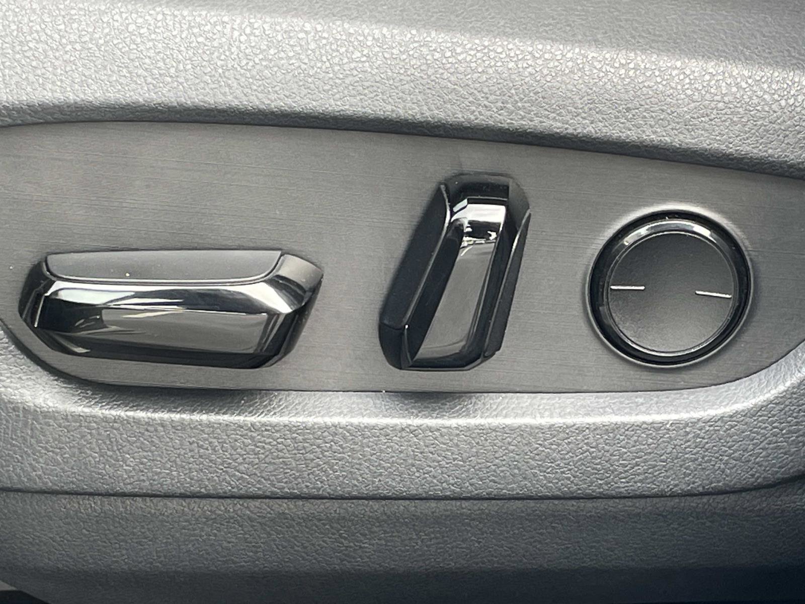 Used 2025 Lexus TX 350 AWD w/ Technology Package image 18