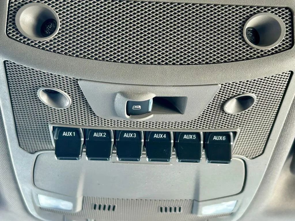 Used 2018 Ford F250 Lariat w/ Chrome Package image 26