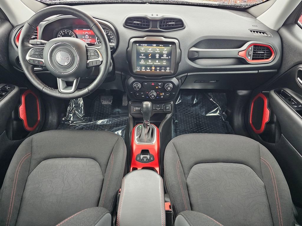 Used 2021 Jeep Renegade Trailhawk w/ Trailer Tow Group image 10