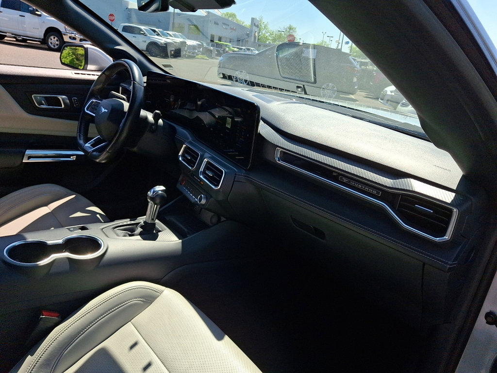 Used 2024 Ford Mustang Premium RWD image 11