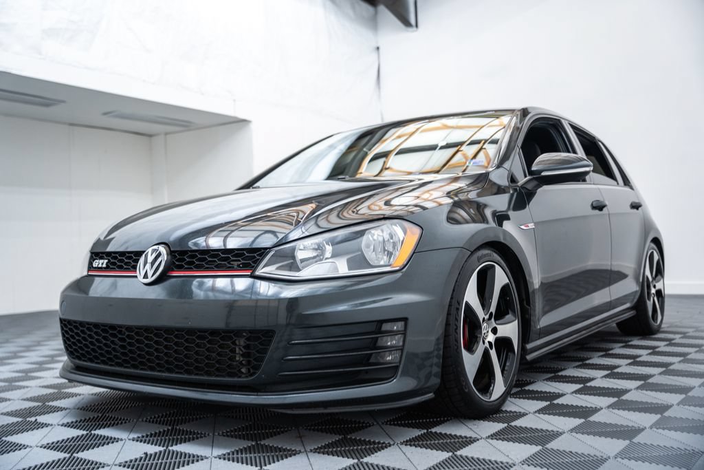 Used 2017 Volkswagen GTI S FWD image 3