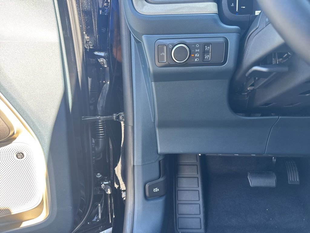 New 2025 Ford Maverick Lariat image 12