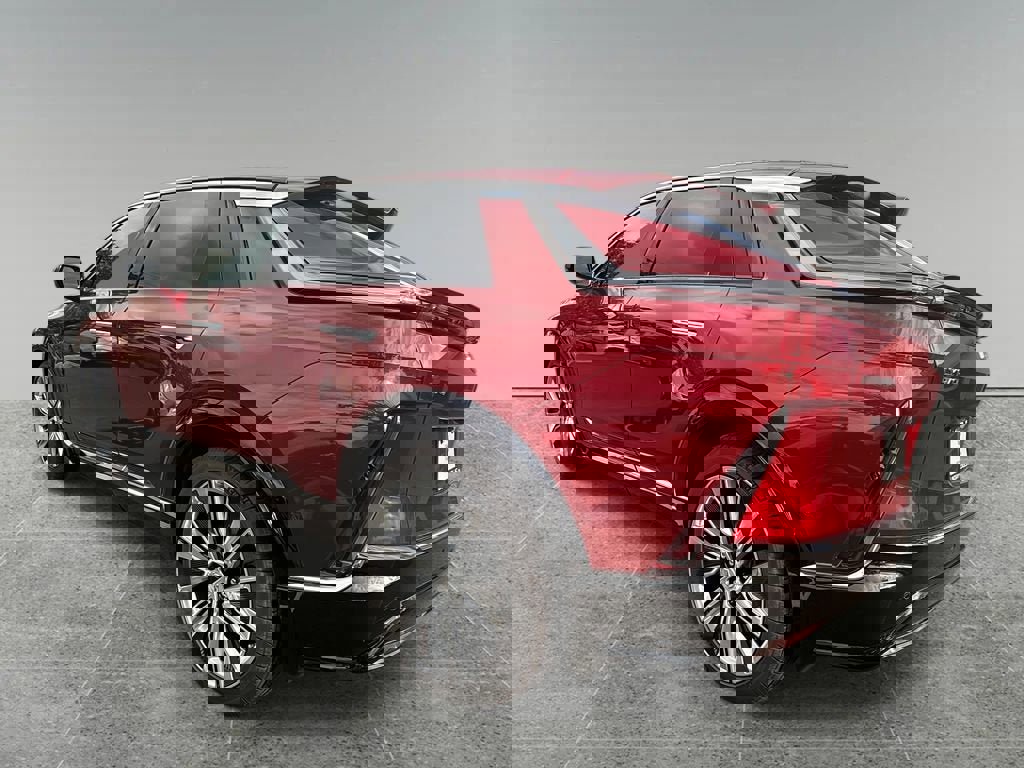 New 2024 Cadillac Lyriq Luxury image 11