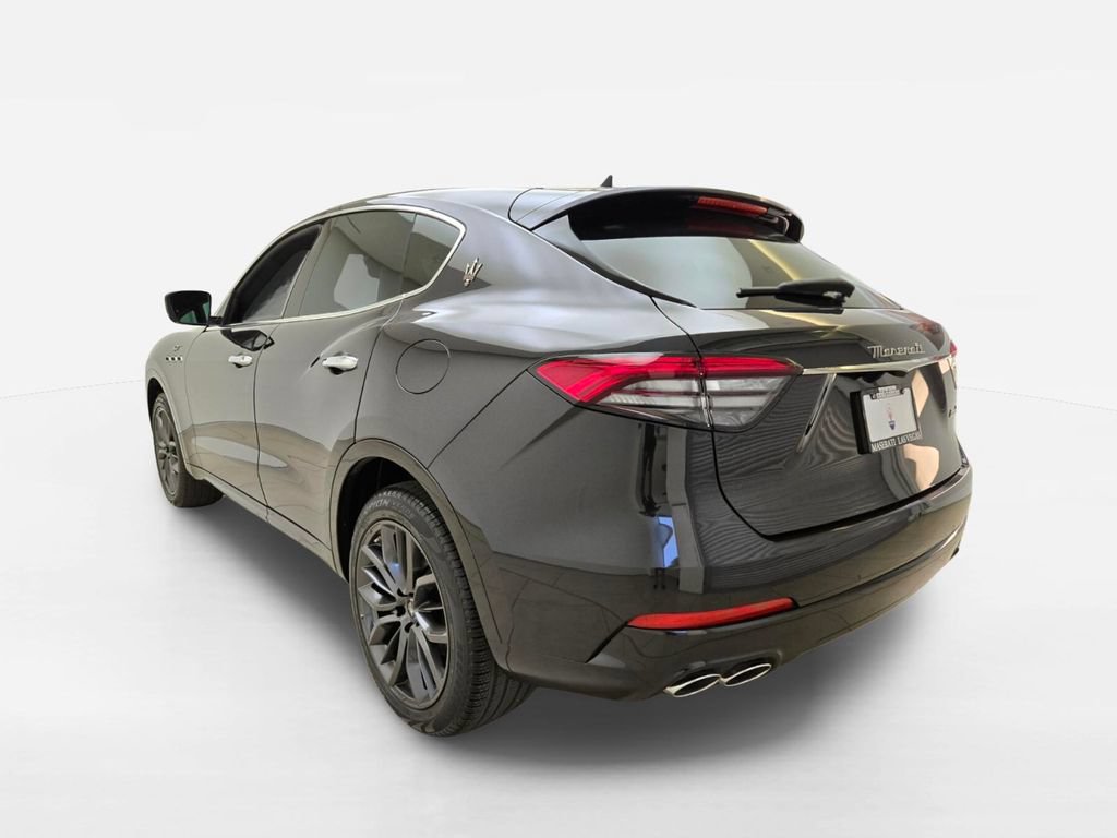 Certified 2024 Maserati Levante GT Ultima AWD/4WD image 11