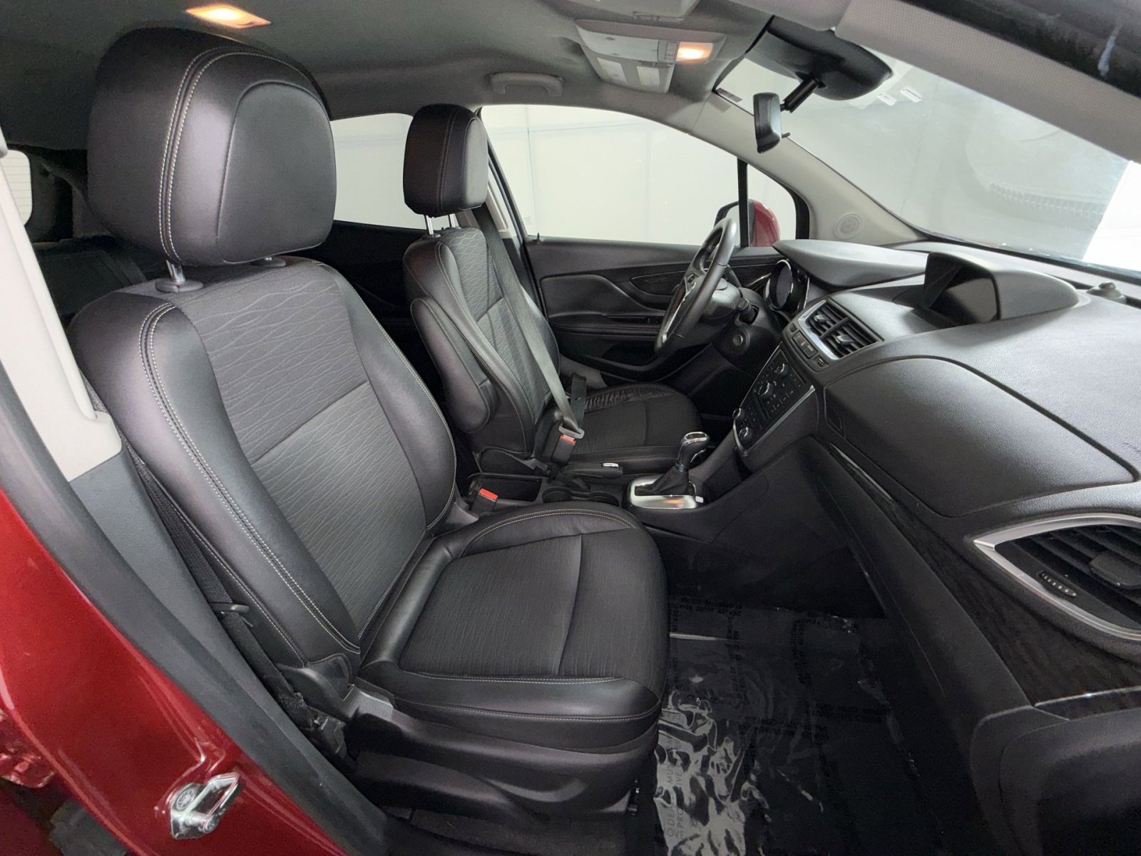 Used 2015 Buick Encore FWD image 25