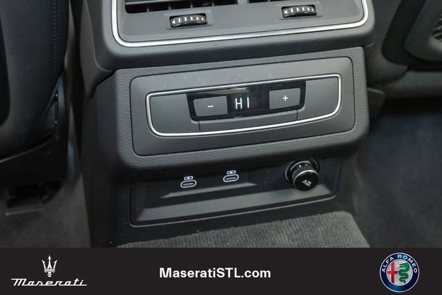 Used 2023 Audi A6 Premium Plus w/ Premium Plus Package image 19