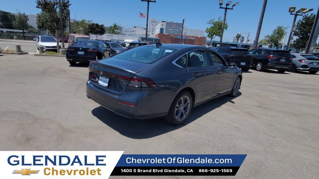 Used 2023 Honda Accord EX image 8