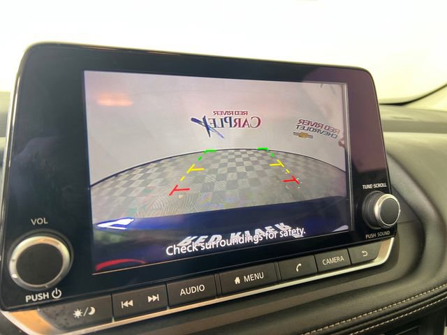 Used 2024 Nissan Rogue SV image 21