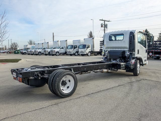 New 2025 Chevrolet Low Cab Forward 5500XG RWD image 3
