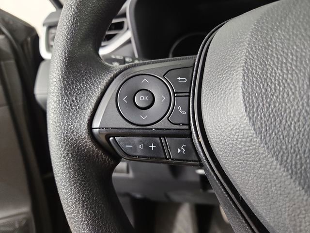 Used 2025 Toyota RAV4 XLE AWD/4WD image 22