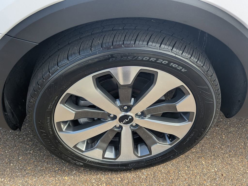 Used 2022 Kia Telluride S image 28