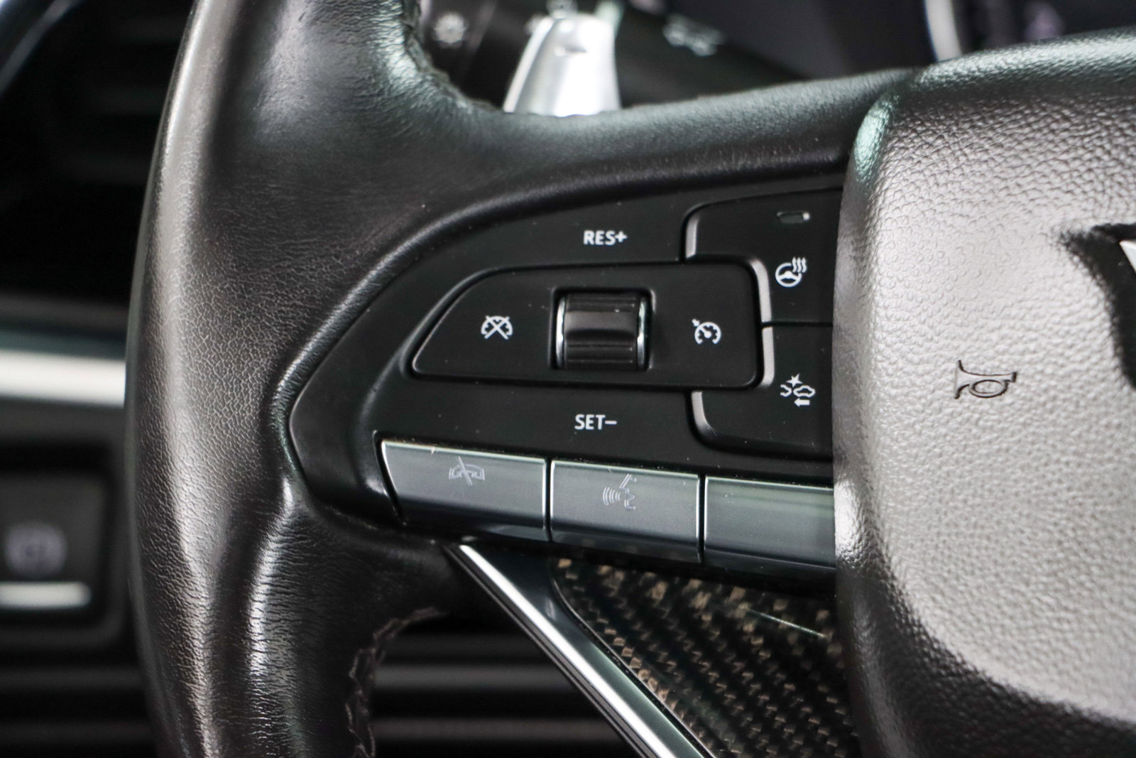 Used 2023 Cadillac XT6 Sport AWD/4WD image 13