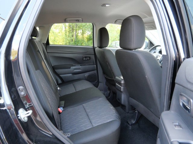 Used 2022 Mitsubishi Outlander Sport ES AWD/4WD image 9