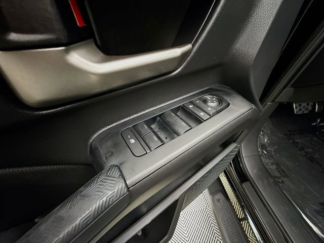 Used 2025 Toyota Tacoma TRD Sport image 18