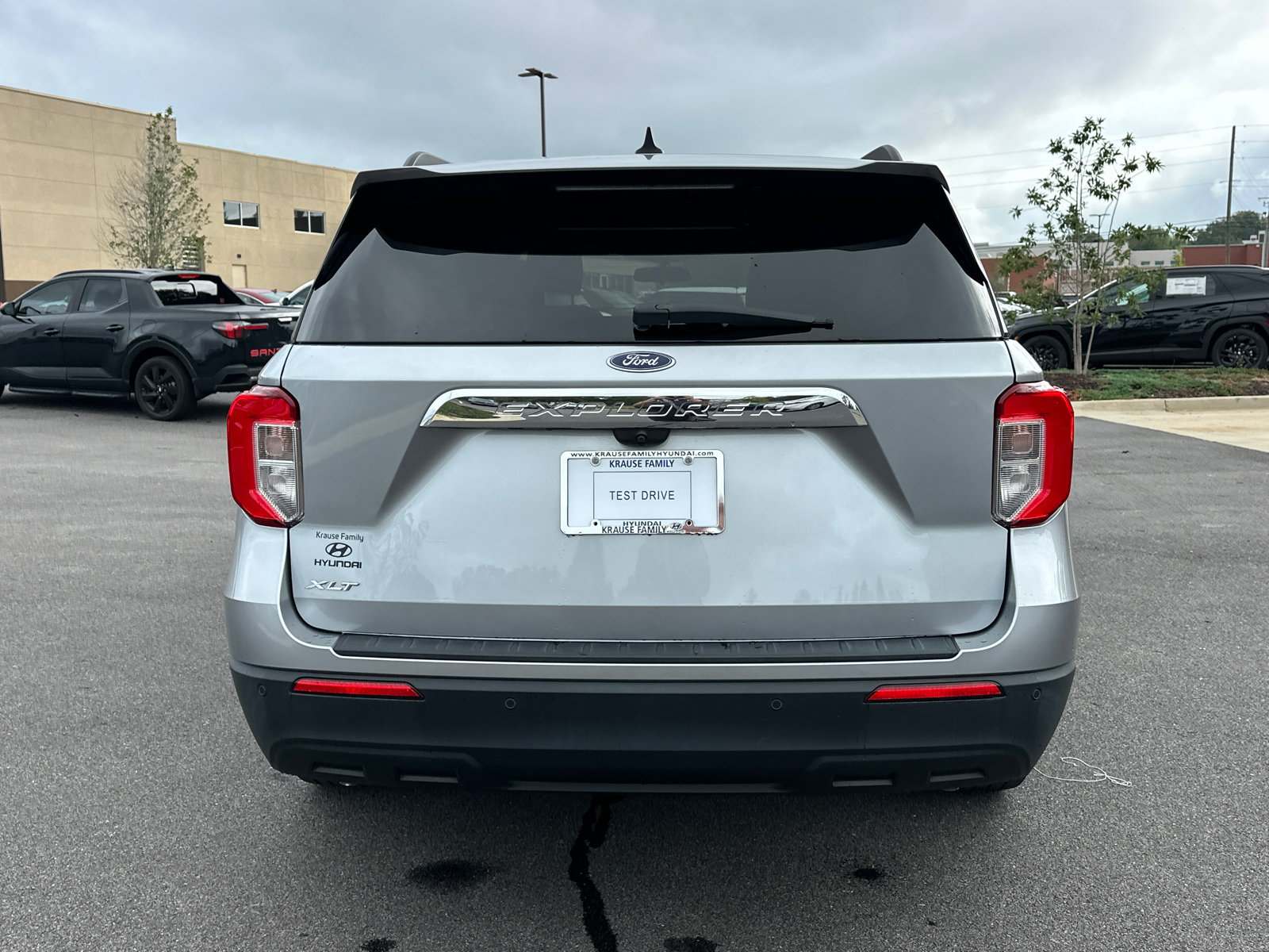 Used 2022 Ford Explorer XLT RWD image 7