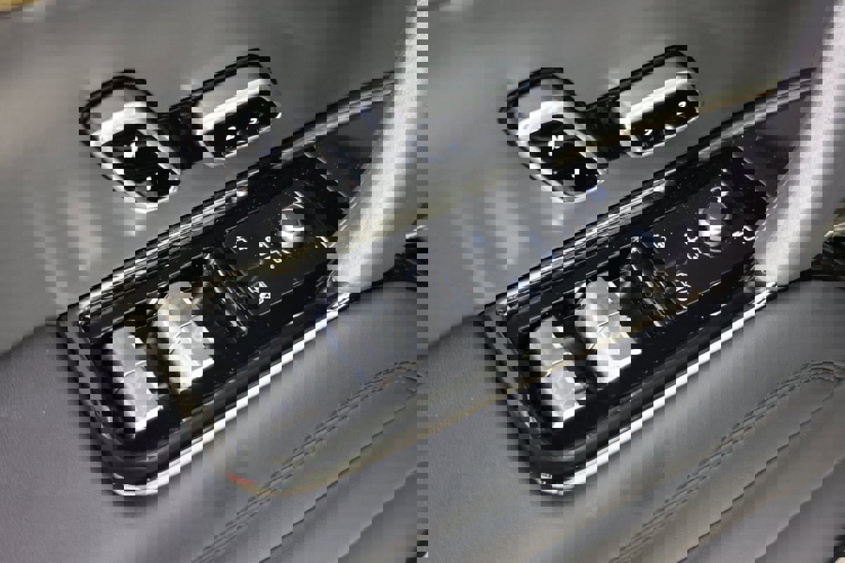 Used 2024 Land Rover Range Rover Sport Dynamic SE image 23