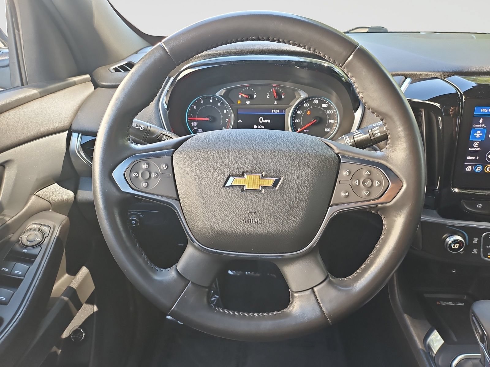 Used 2022 Chevrolet Traverse LT FWD image 45
